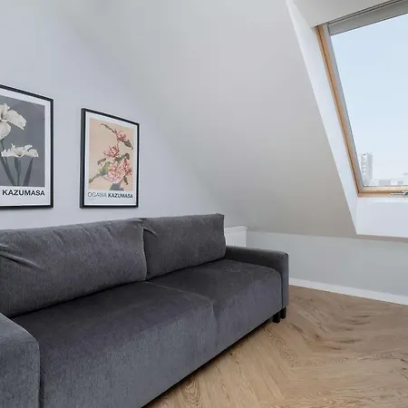 Apartament Duży W Centrum Krakowa Z 4 Sypialniami Balkonem I Parkingiem By Renters *