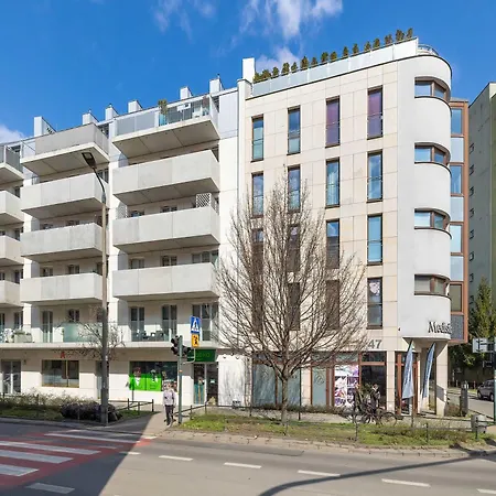 Duzy W Centrum Krakowa Z 4 Sypialniami Balkonem I Parkingiem By Renters דירה